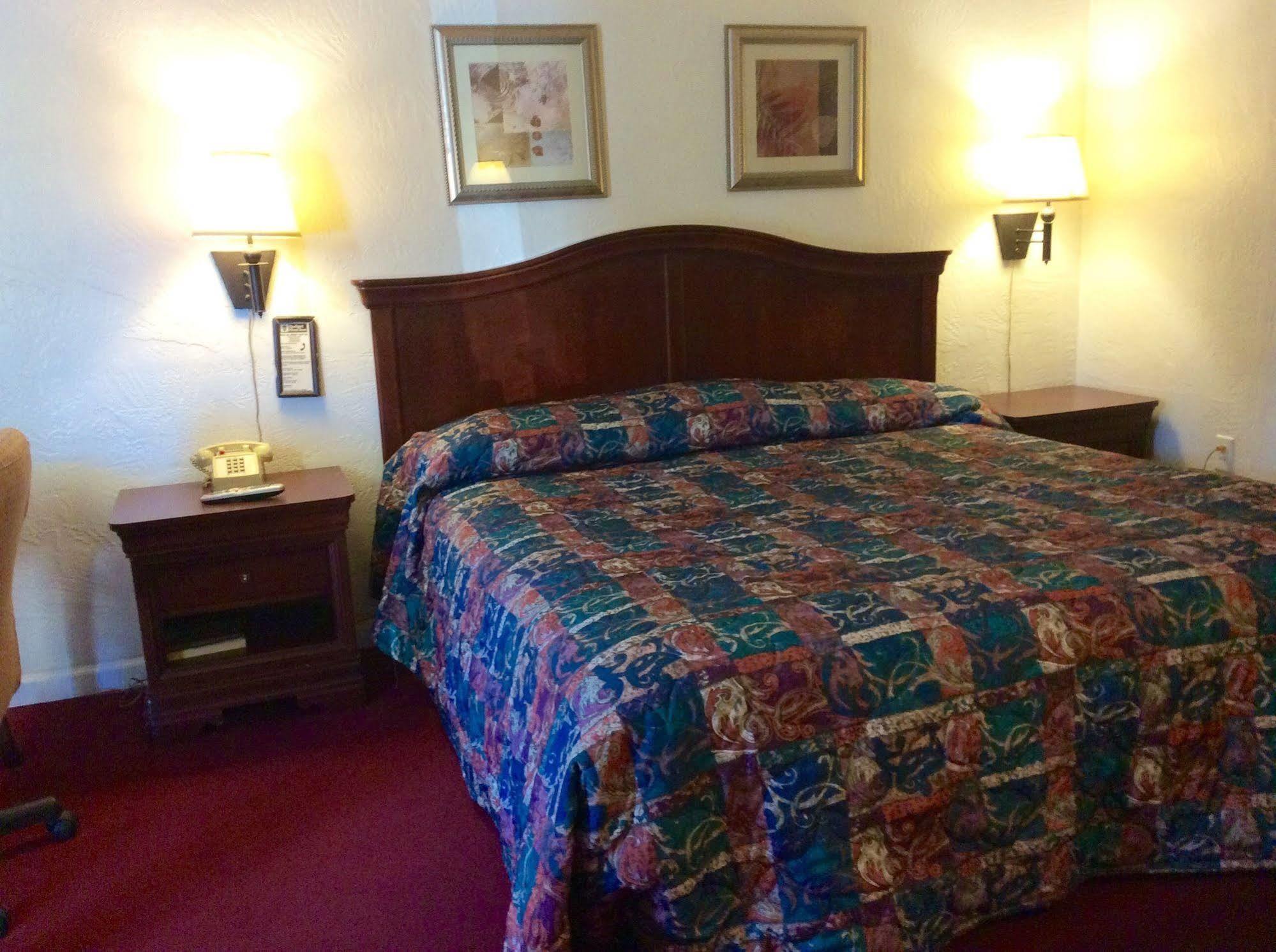 Hotel Salem-Roanoke I-81 -Listing Partner Buitenkant foto